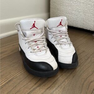 Nike Black and White Two 3 Jordan’s